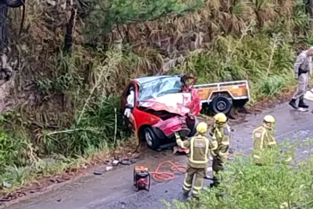 Colisão frontal na Rota do Sol deixa casal morto e vários feridos em Caxias do Sul