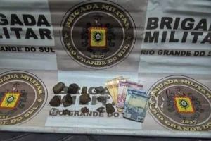 Homem é preso com drogas e dinheiro durante abordagem policial na ERS-786, em Tramandaí