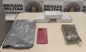 BM prende traficante com mais de 1,5 quilo de maconha em Capão da Canoa