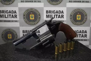 Homem é preso por disparo de arma de fogo em Terra de Areia